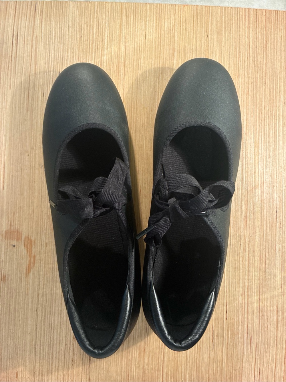 Women's Black tap shoes with Ribbon Tie size 8.5 A